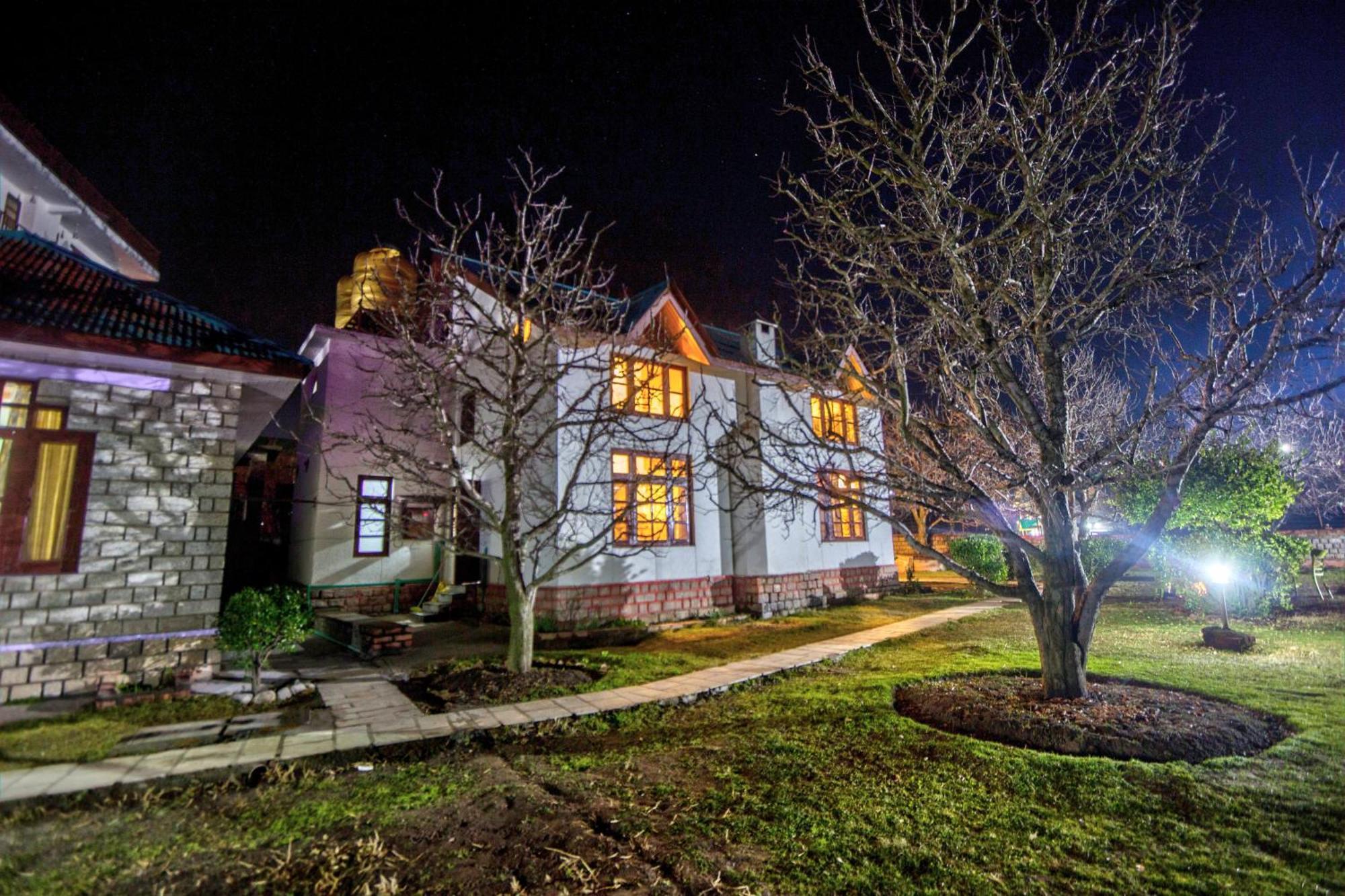 Nature House Vila Manāli Exterior foto